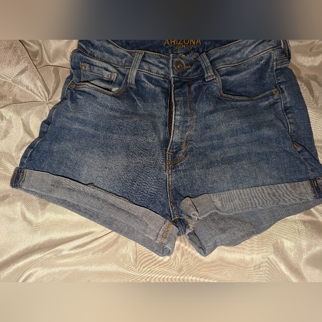 Arizona Brand Cuffed Denim Shorts Size 7
